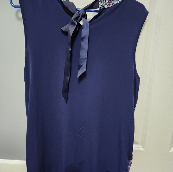 Top - Picture 4 of 5